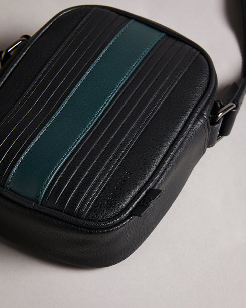 <P><Span Style="Text-Decoration: Underline;">Striped Pu Flight Bag</Span></P>
<Div Class="Finer-Details-Accordionstyled__D...